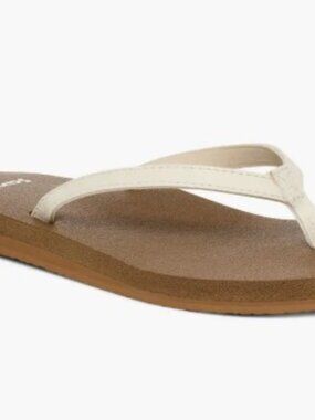 Sanuk White Flip Flops